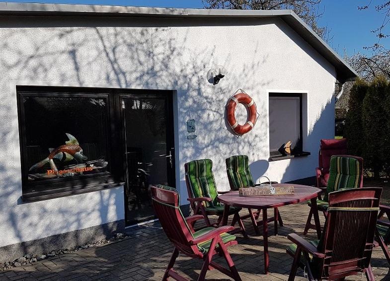 Ruegenherz Piratenhaus Parchtitz ภายนอก รูปภาพ